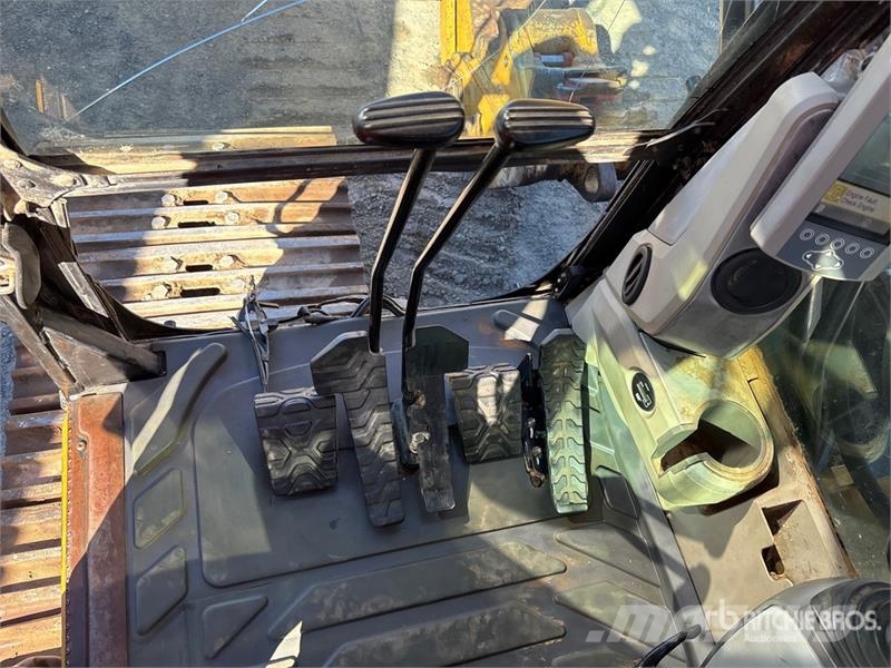 CAT 336E L Tracked Excavator Bagri goseničarji