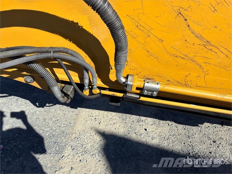 CAT 336E L Tracked Excavator Bagri goseničarji