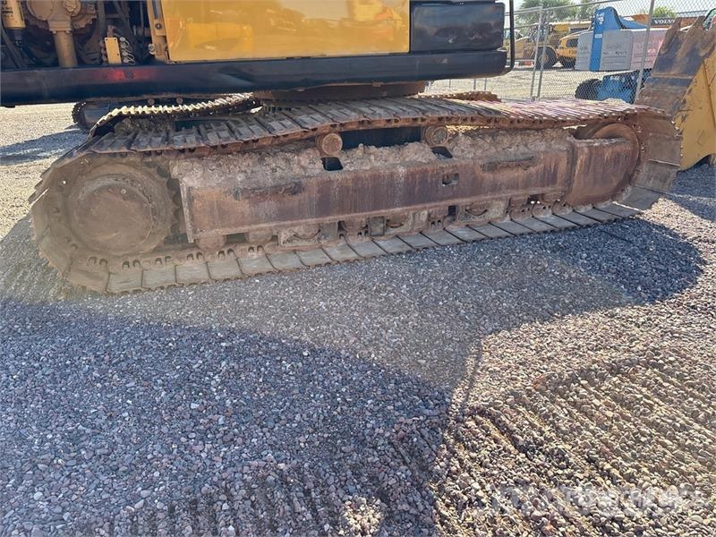 CAT 336E L Tracked Excavator Kāpurķēžu ekskavatori