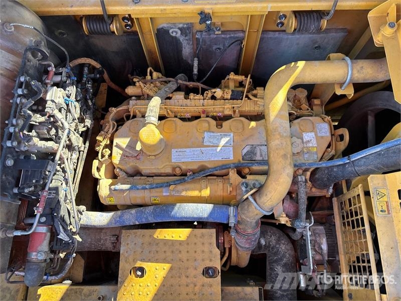 CAT 336E L Tracked Excavator Bagri goseničarji