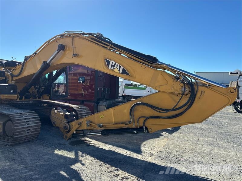 CAT 336E L Tracked Excavator Bagri goseničarji