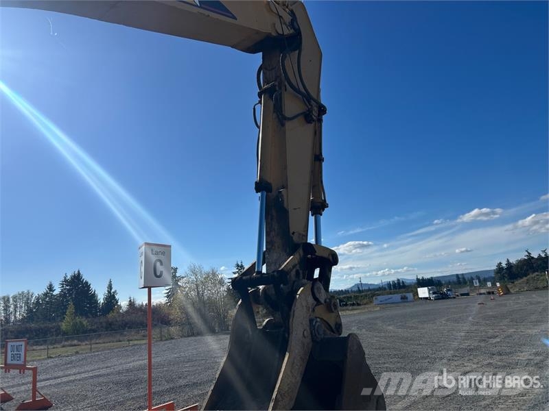 CAT 345B Series II Pásové rýpadlá
