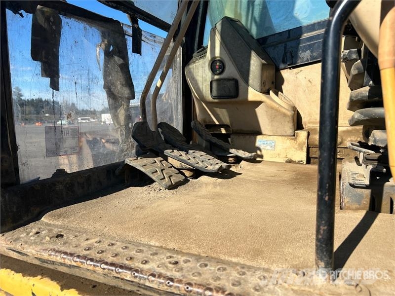 CAT 345B Series II Pásové rýpadlá