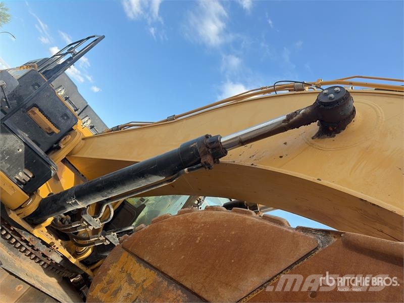 CAT 349E L Tracked Excavator Bagri goseničarji