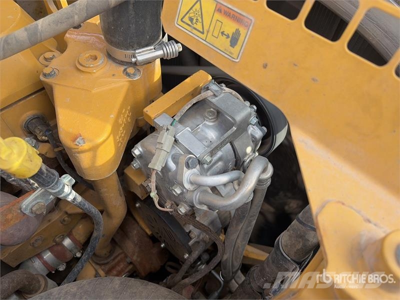 CAT 349E L Tracked Excavator Bagri goseničarji