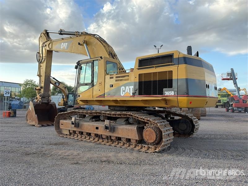 CAT 365B حفارات زحافة