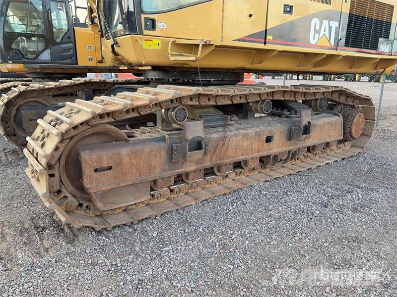 CAT 365B حفارات زحافة