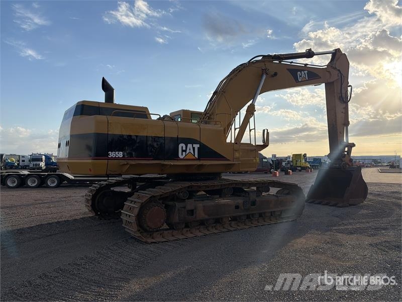 CAT 365B حفارات زحافة