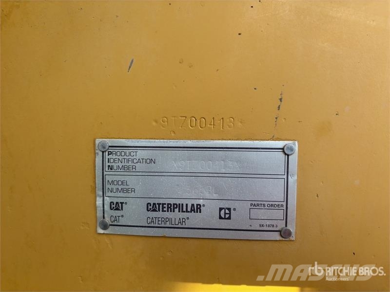 CAT 365B حفارات زحافة