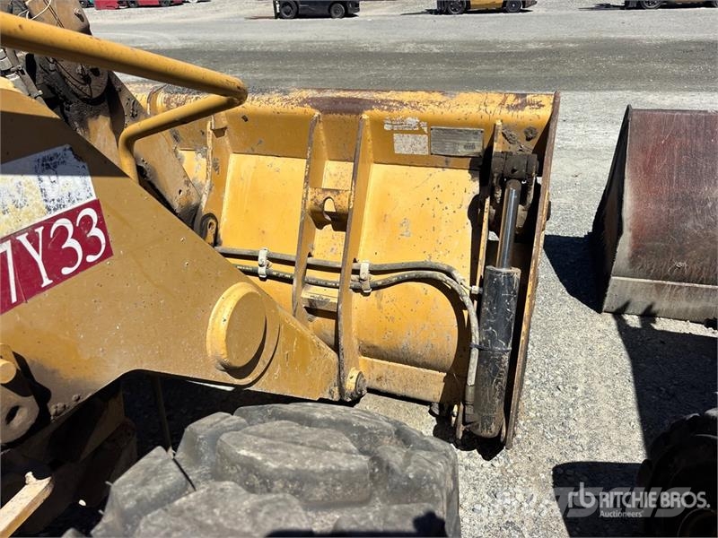 CAT 414E 4x4 Landscape Loader Kolesni nakladalci