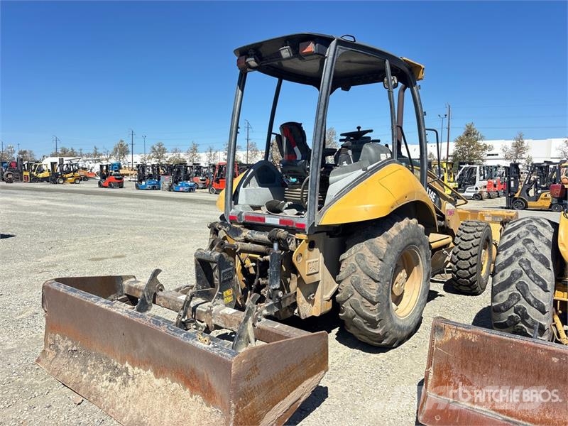 CAT 414E 4x4 Landscape Loader Kolesni nakladalci
