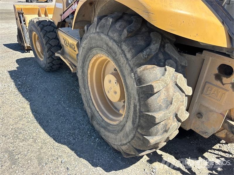 CAT 414E 4x4 Landscape Loader Kolesni nakladalci