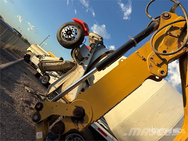 CAT 415F2 4x4 Backhoe Loader (Inoperable) Backhoe