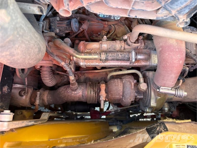 CAT 415F2 4x4 Backhoe Loader (Inoperable) Backhoe