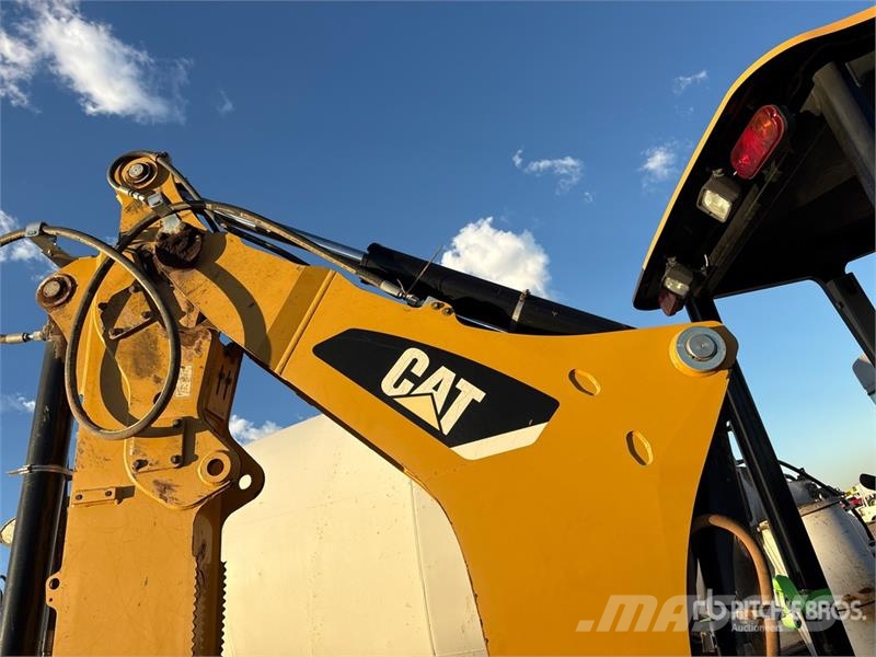 CAT 415F2 4x4 Backhoe Loader (Inoperable) Backhoe