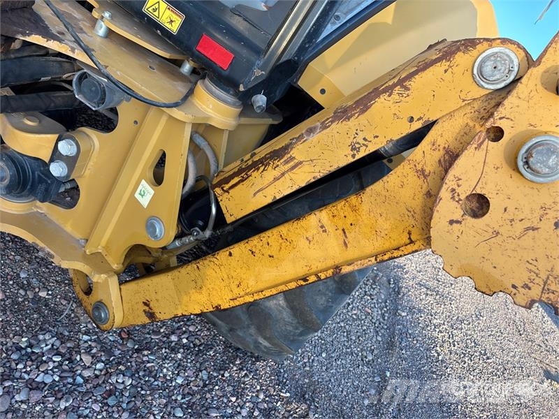 CAT 415F2 4x4 Backhoe Loader (Inoperable) Backhoe