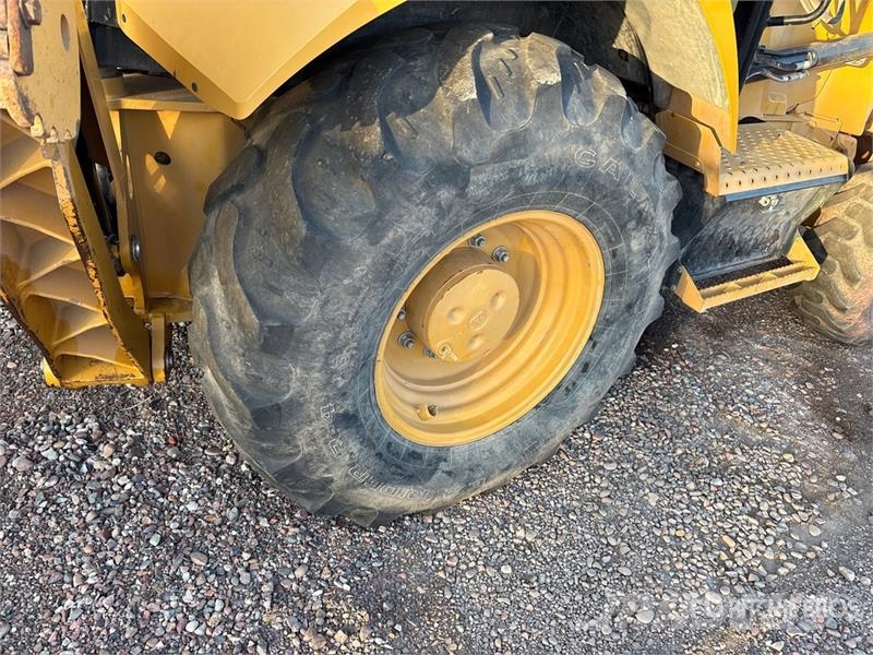 CAT 415F2 4x4 Backhoe Loader (Inoperable) Backhoe