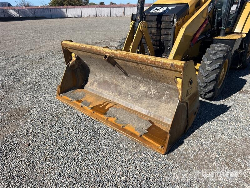 CAT 415F2IL 4x4 Landscape Loader Kolesni nakladalci