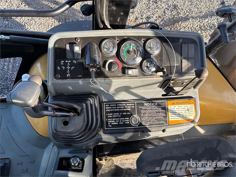 CAT 416C Экскаваторы-погрузчики