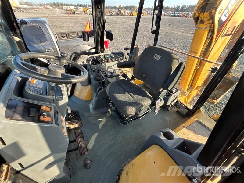 CAT 416C Экскаваторы-погрузчики