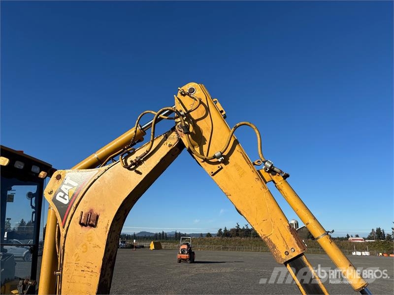 CAT 416C Экскаваторы-погрузчики