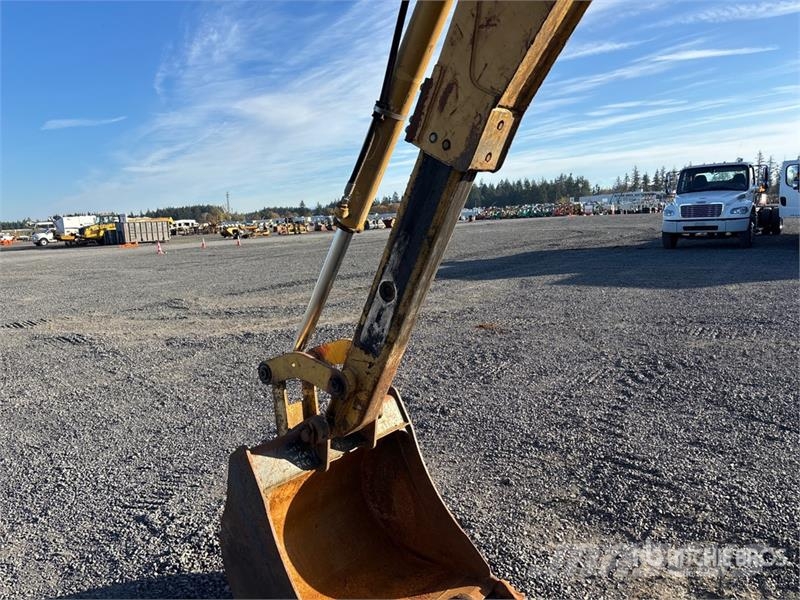 CAT 416C Экскаваторы-погрузчики