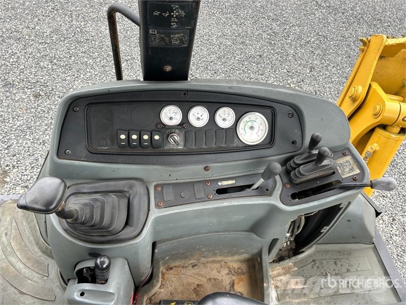 CAT 416D Retroescavadoras