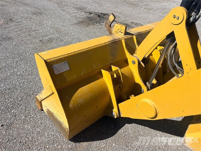 CAT 416F2 Rovokopači