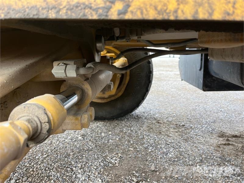 CAT 416F2 Baggerlader
