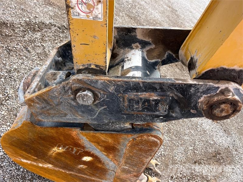 CAT 416F2 Baggerlader