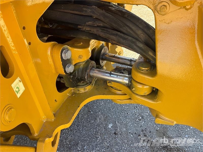 CAT 420 Backhoe