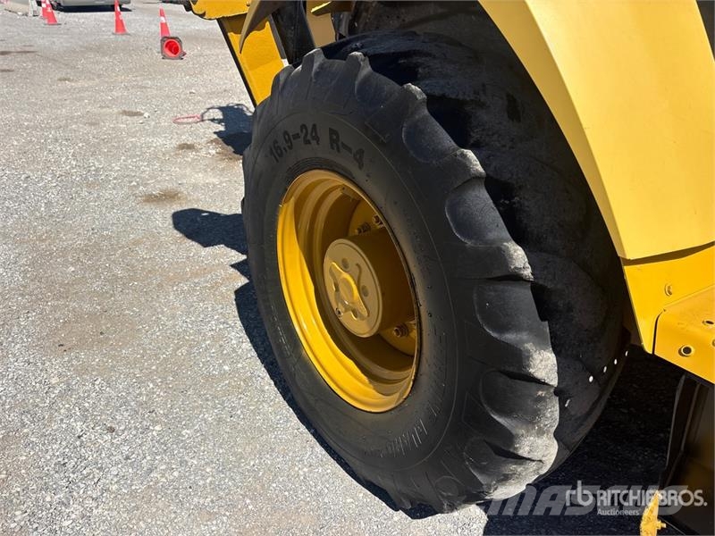 CAT 420 Backhoe