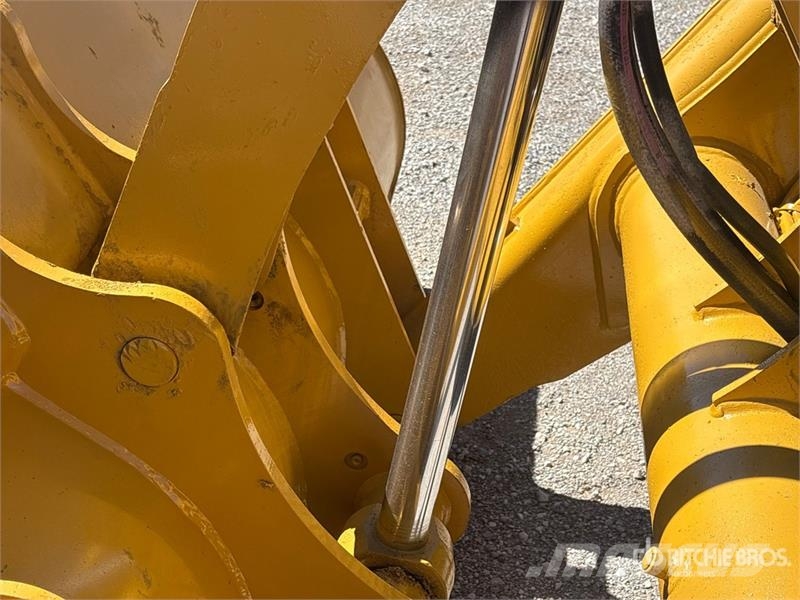 CAT 420 Backhoe