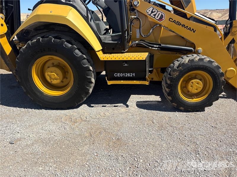 CAT 420 Backhoe