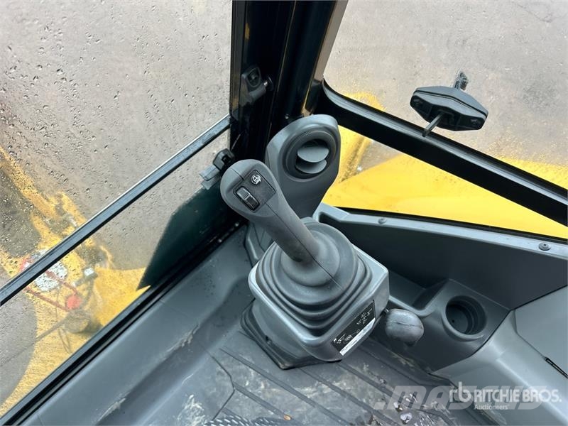 CAT 420 Tractopelle