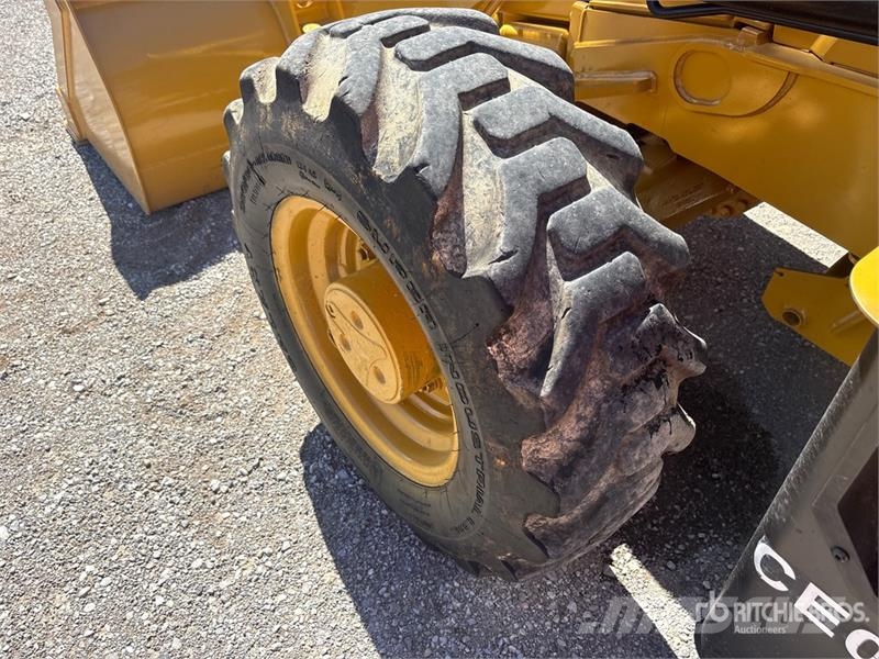 CAT 420 Backhoe
