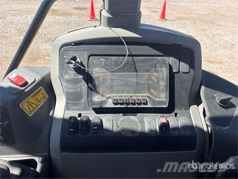 CAT 420 Backhoe