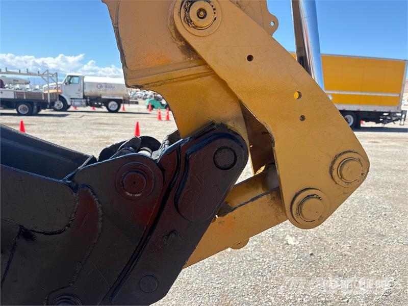 CAT 420 Backhoe