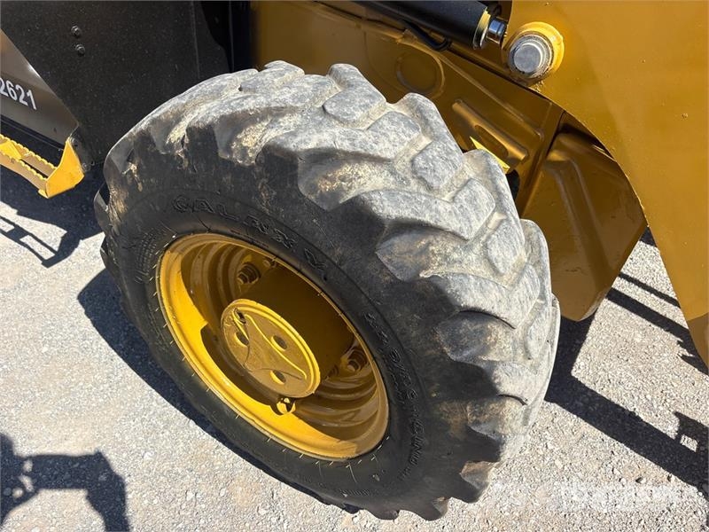 CAT 420 Backhoe
