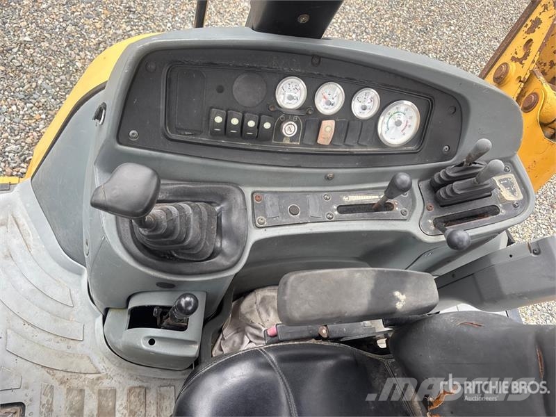 CAT 420D Ekskavatoriniai krautuvai