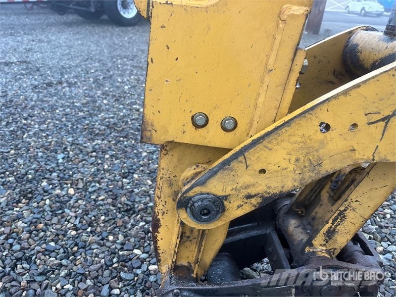 CAT 420D Ekskavatoriniai krautuvai