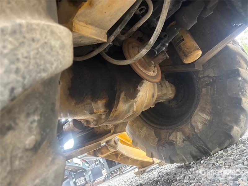 CAT 420D Ekskavatoriniai krautuvai