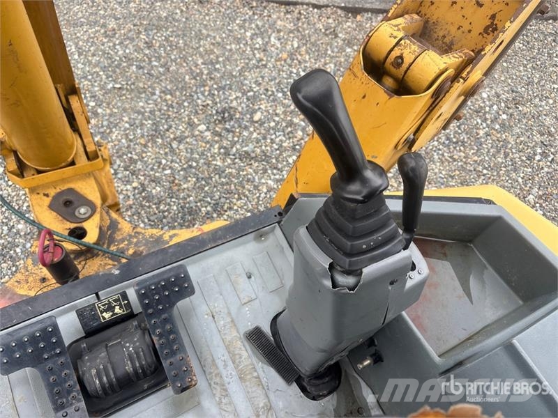 CAT 420D Ekskavatoriniai krautuvai
