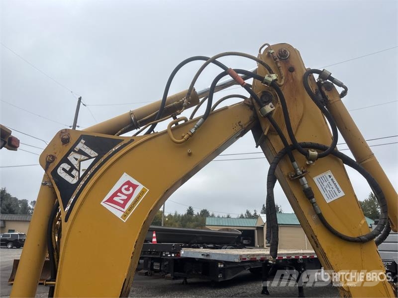 CAT 420D Ekskavatoriniai krautuvai