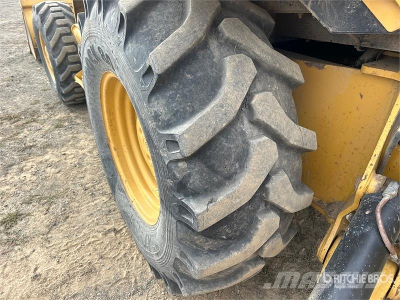 CAT 420E Tractopelle