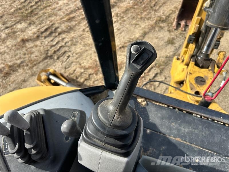 CAT 420E Rovokopači