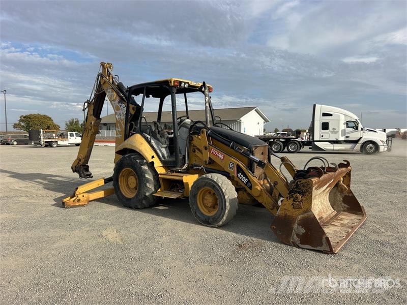 CAT 420E لوادر ذات جرافات عكسية