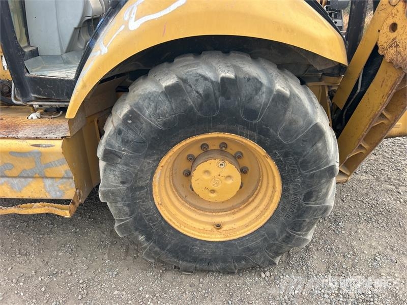 CAT 420E لوادر ذات جرافات عكسية