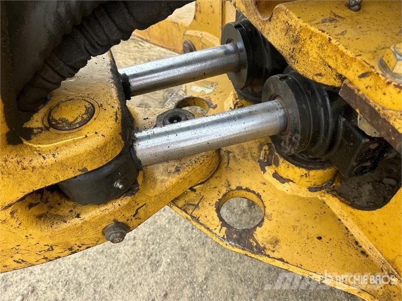 CAT 420E Tractopelle