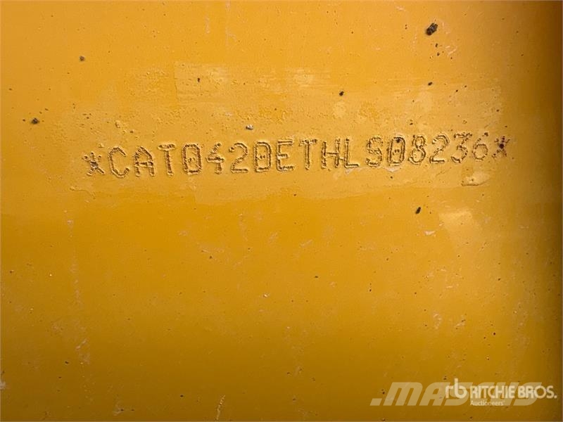 CAT 420E Rovokopači